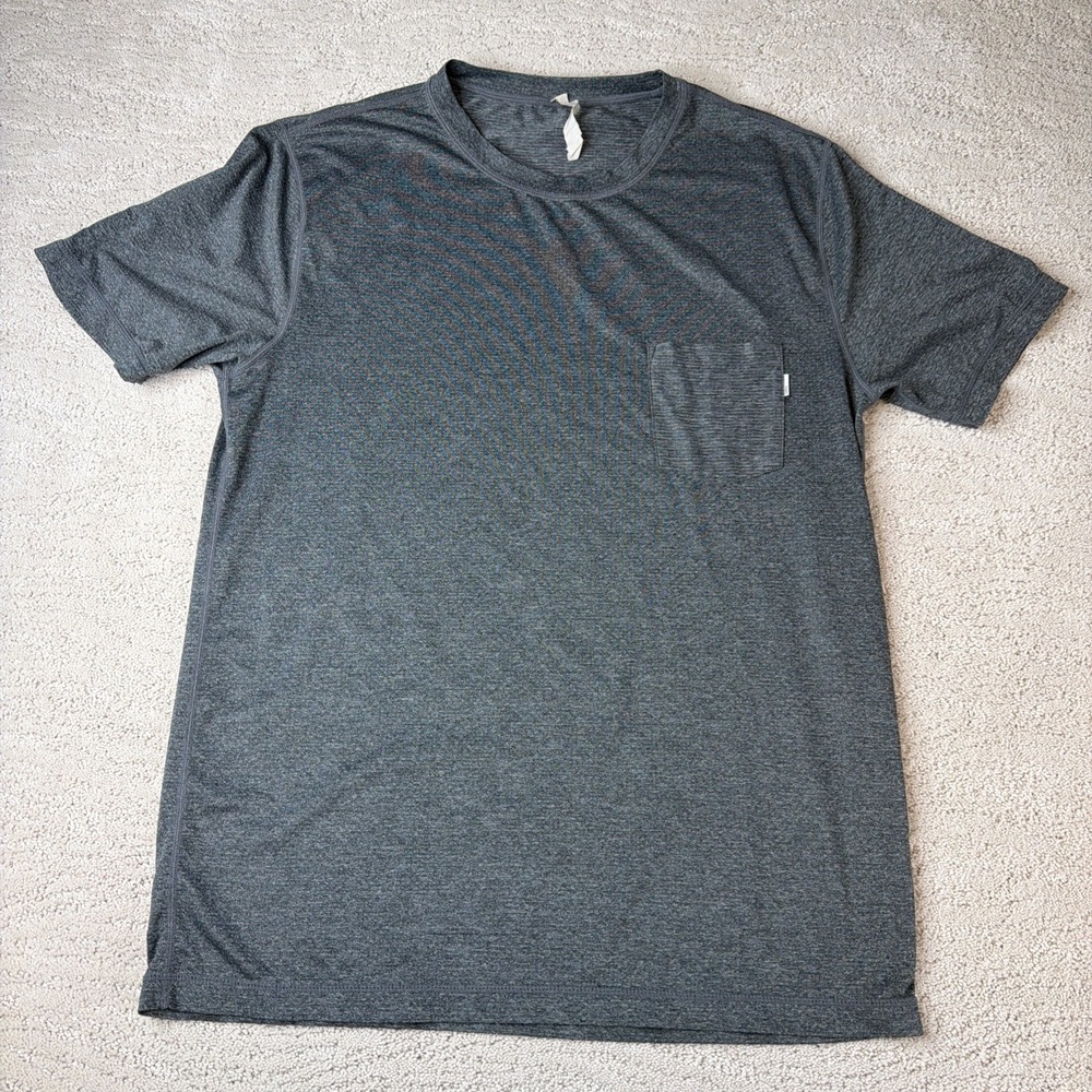 Men's Vuori Medium Short Sleeve Grey Vented Pocket Tshirt Basic Athletic